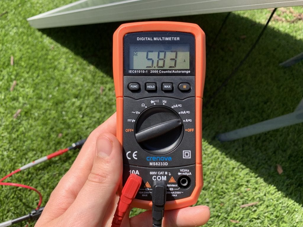 kiểm tra pin năng lượng mặt trời