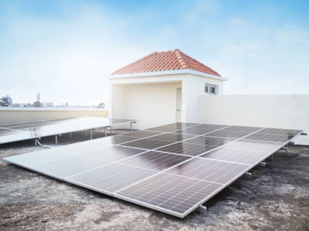 loại mái phù hợp để lắp đặt tấm pin năng lượng mặt trời