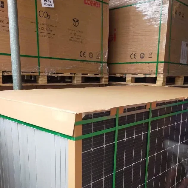 1 pallet pin năng lượng mặt trời bao nhiêu tấm