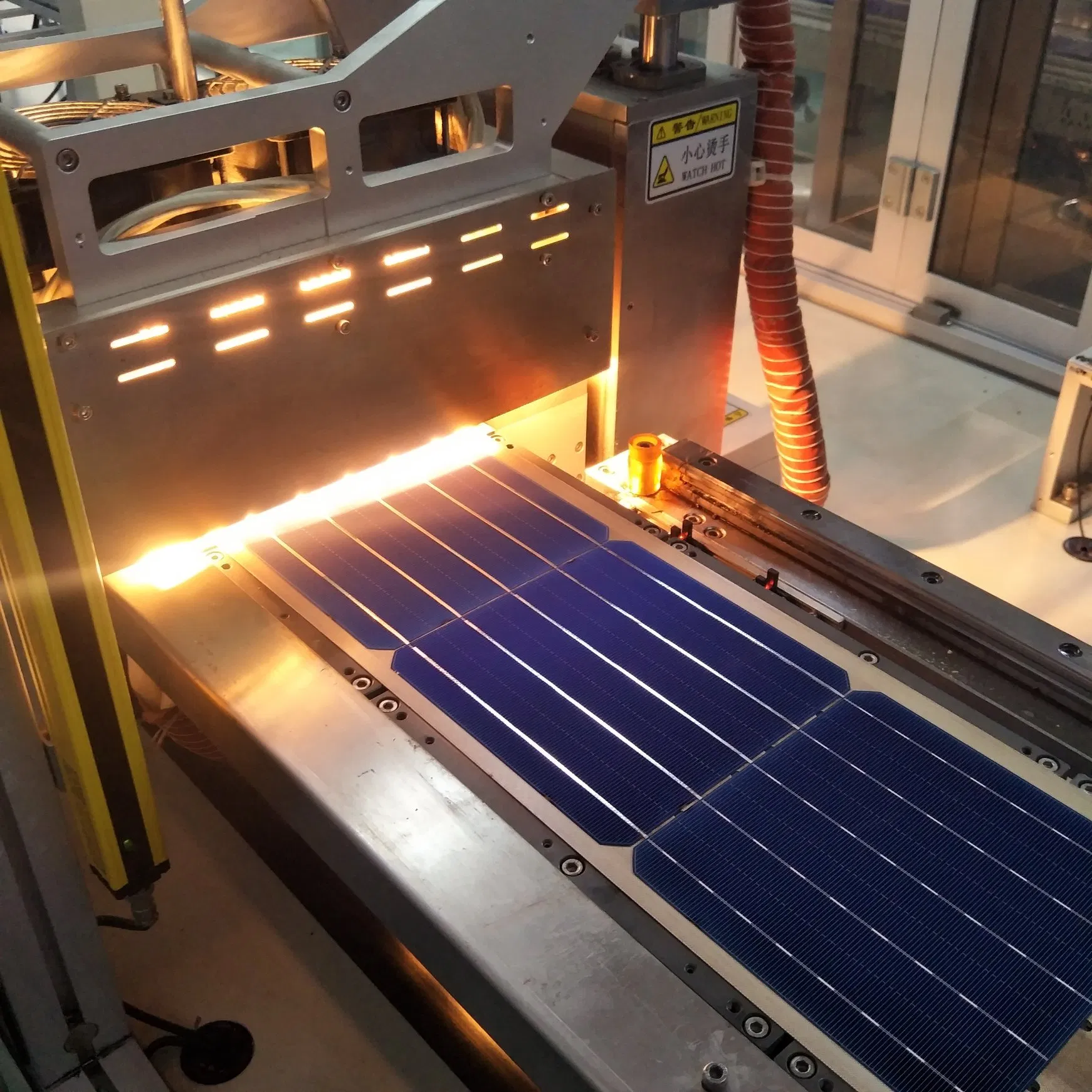 pin năng lượng mặt trời 9v